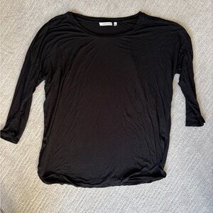 Aritzia Babaton Black Relaxed 3/4 Sleeve Scoop Neck Top